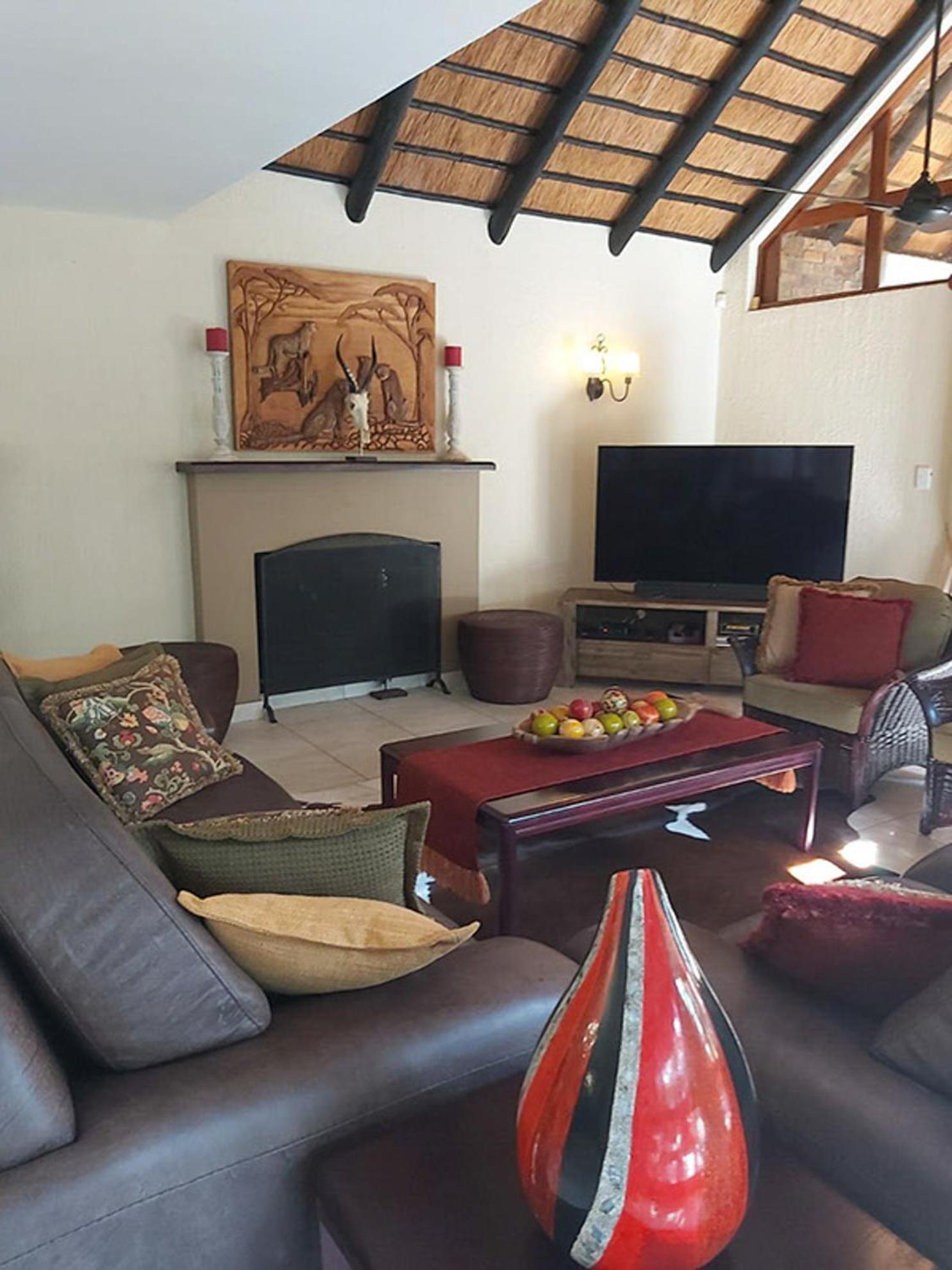 Dreamy 3 Bedroom Villa On The Edge Of The Sabie River In Kruger Park Lodge Hazyview Exterior photo